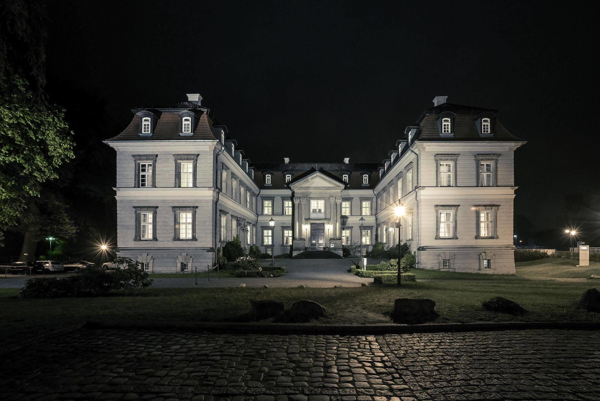Hotel Schloss Нойштадт-Ґлеве Екстер'єр фото