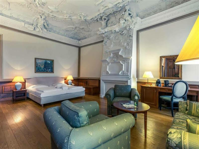 Hotel Schloss Нойштадт-Ґлеве Екстер'єр фото